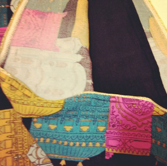 Dress - Picture 4 of 5